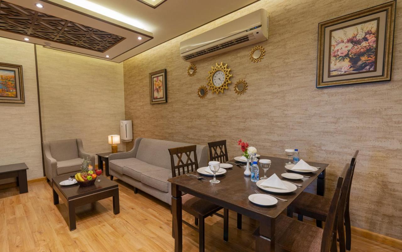 Platinum Seventy Aparthotel Jeddah Exterior photo